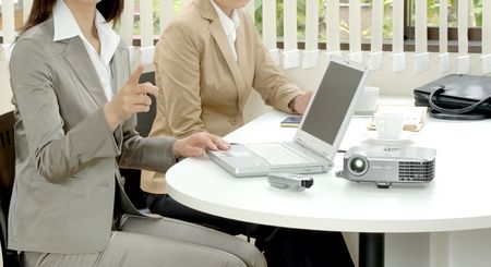 東芝投影機P8試用手記