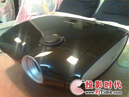 網友經濟適用型家庭影院