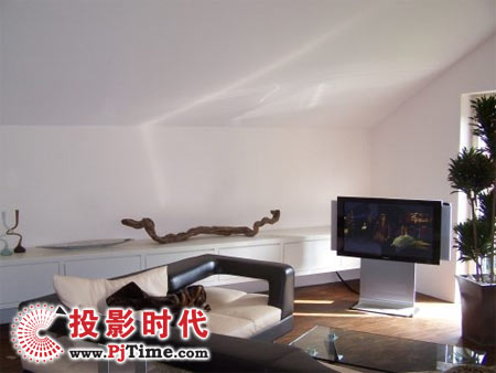 愛普生旗下的1080P投影機EMP-TW1000