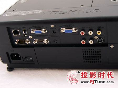 東芝寬屏短焦投影TDP-EW25操控設計