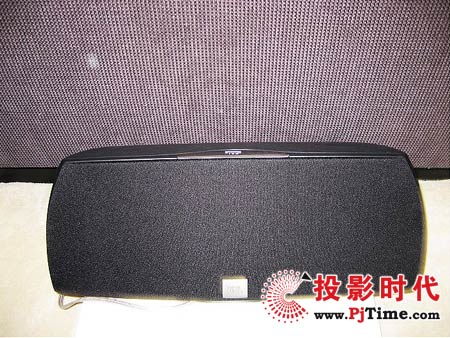 中置：JBL SⅡ