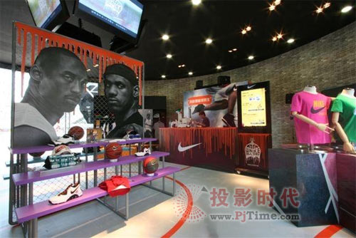觸控式數字告示為耐克零售商店帶來銷售革命