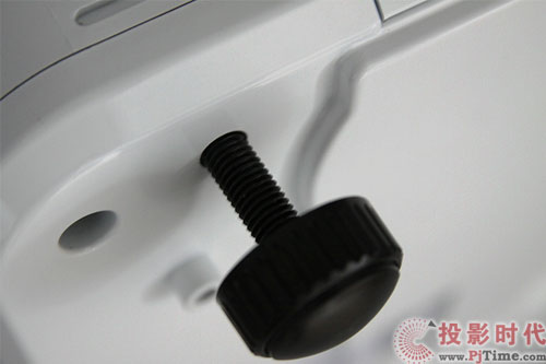 1080P也親民 紐曼PL01家用投影機評測_紐曼PL01細節展示