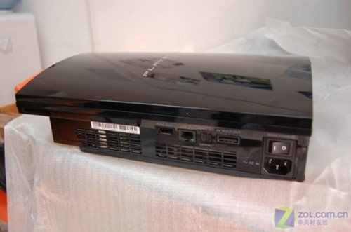 哪個(gè)更實(shí)用？遭破解PS3對決家用藍(lán)光機(jī)