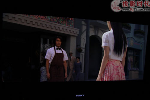 3DŞ{R KDL-40NX710Һҕלy(c)_3Dw(yn)