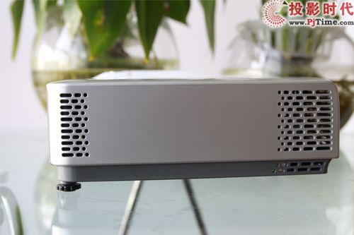 軍工品質 造就非凡中光學T605商務投影首測_打造中國特色的時尚外觀