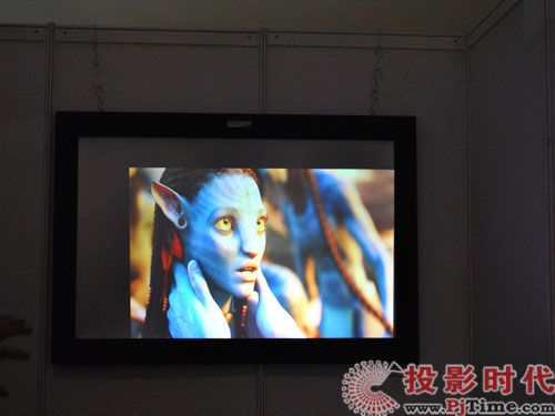 王氏光電“點亮”2011教育裝備展