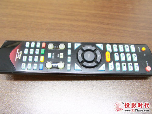 康佳旗艦LED47IS988PD智能3D電視_附件及接口介紹