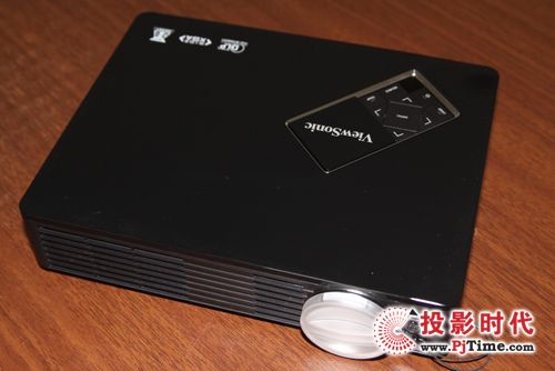 優派PLED-W500投影機