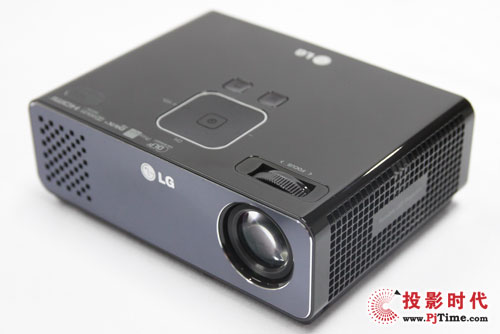 LG HW300TC側(cè)面