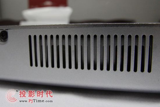 億格瑞S300B網(wǎng)絡(luò)多媒體高清播放機(jī)