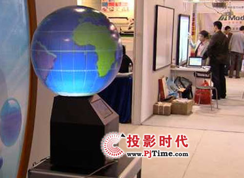觸控無限宇宙 羿飛球型顯示系統助力地理教育