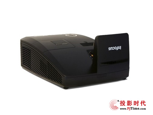 富可視IN130UST系列超短焦投影機