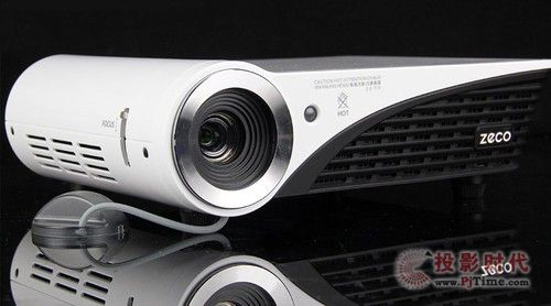 我家的3D影院--ZECO智歌CX5家用微型3D投影儀