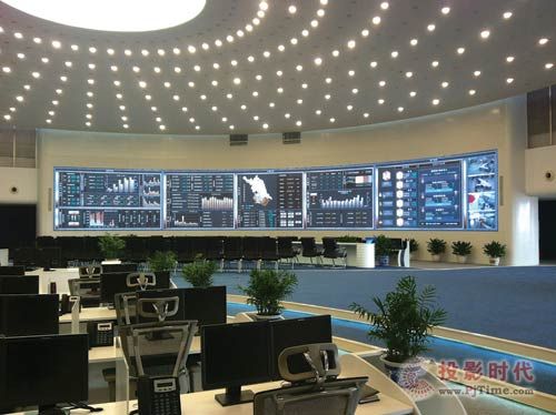 江蘇電力啟用LPD激光弧形顯示拼接墻