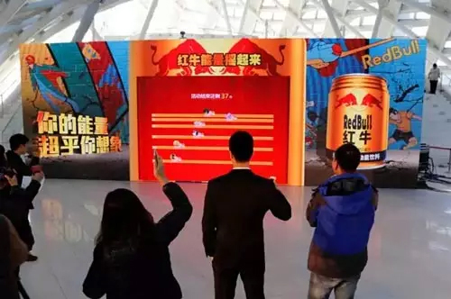 智能交互時代，誰更瘋狂？
