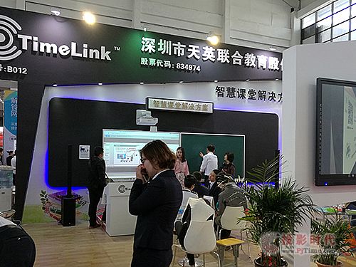 掀起智慧風(fēng)暴 天英聯(lián)合智慧課堂解決方案人氣旺