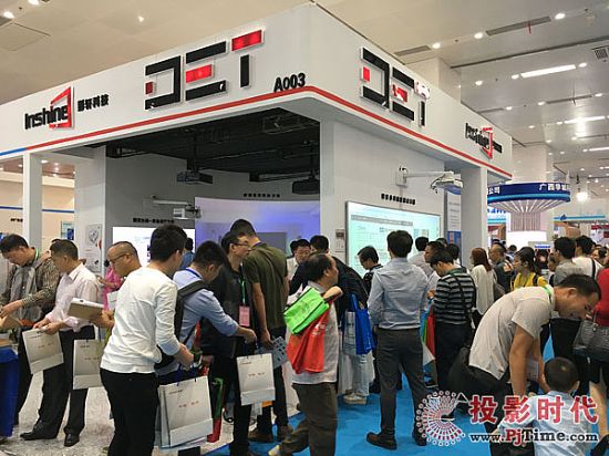 DET商教激光投影機(jī)亮相第71屆中國(guó)教育裝備展示會(huì)
