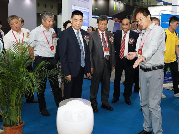 保千里參展第19屆中國國際光電博覽會