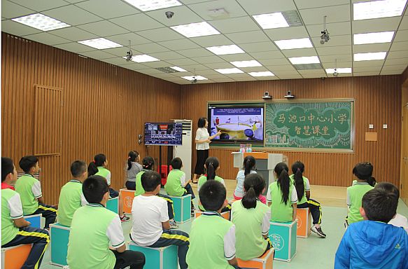 同方艾威康攜手央館共建世界最高“未來教室”