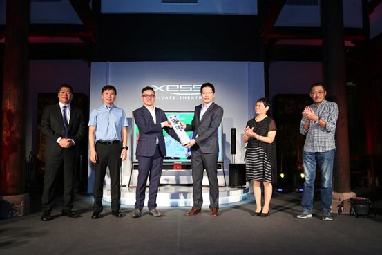 名流齊聚X6 XESS私人影院私品會，TCL以工匠之心彰顯大愛無疆