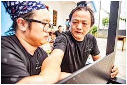 大愛無疆|艾博德“螢火蟲的夢”公益活動之愛的奉獻