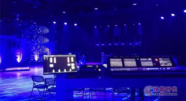 JBL FEST在拉斯維加斯引燃橙色風暴