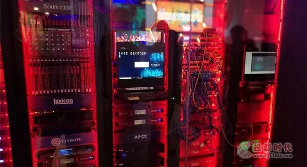 JBL FEST在拉斯維加斯引燃橙色風暴