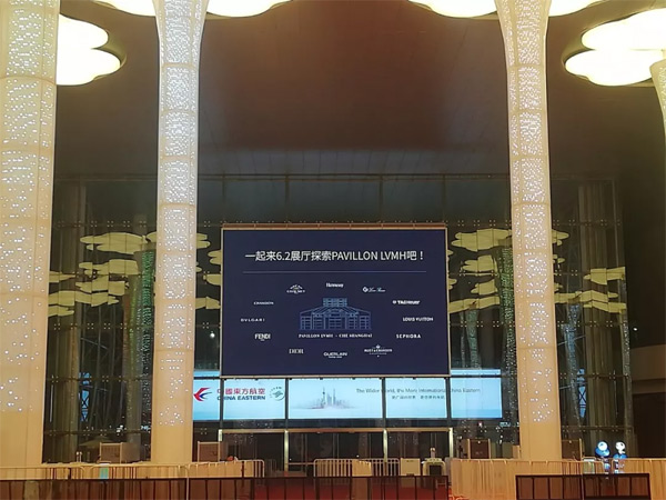 百國與會(huì)，萬商云集丨艾比森與您再赴“進(jìn)博之約”