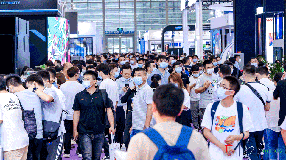 LED CHINA 2021和國際音視頻集成展昨天開展了！火爆現(xiàn)場，建議親自前來感受！