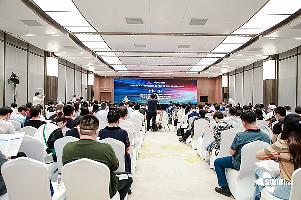 大數據+AI雙輪驅動新時代教育創新高峰論壇圓滿落幕