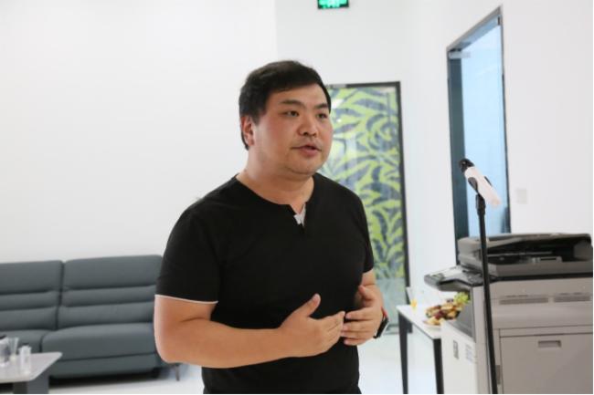 MAXHUB助力“表皮材料 | 工藝制造”2022中意面材論壇成功舉行