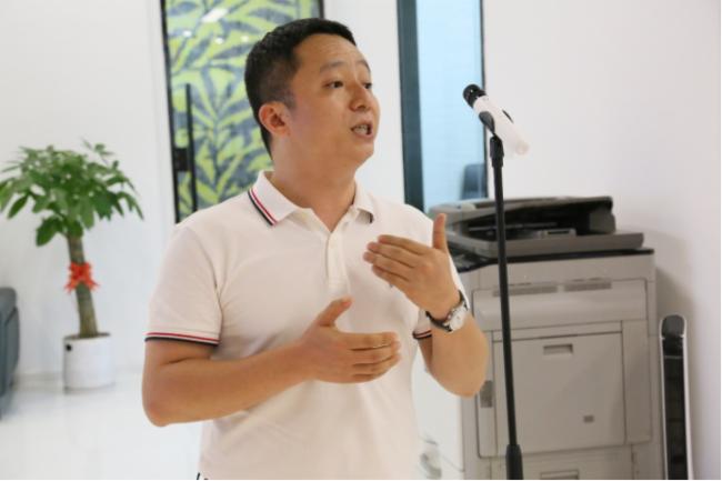 MAXHUB助力“表皮材料 | 工藝制造”2022中意面材論壇成功舉行