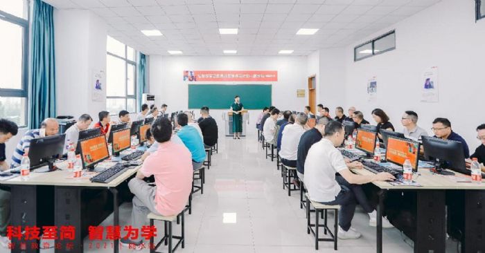 拓展教學模式，探索高質量教學，聯(lián)想攜手東港學校打造一流民辦學校標桿