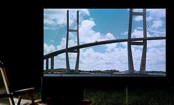 露營(yíng)新玩法 用華為問(wèn)界M5和Vidda C1 搭建沉浸式戶外汽車(chē)影院