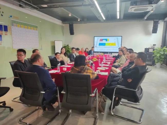 LEOX顯仕科技智慧展廳喜迎賓客歡聚一堂！