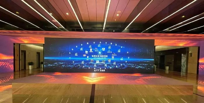 AOC LED全彩顯示屏，品類齊全覆蓋廣泛，各場景靈活應用！