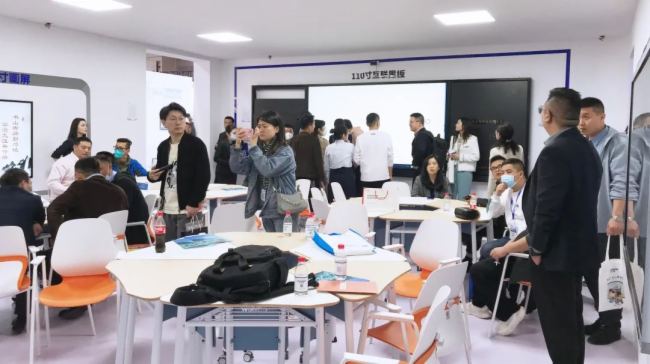 圓滿落幕！東方中原2023重慶高教展現場回顧