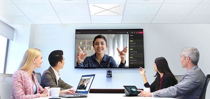 Q-SYS + TCC 2，為 Microsoft Teams Rooms 提供空間音頻支持