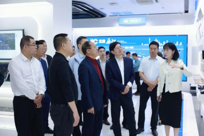 市國資委黨委書記陳德俊帶隊蒞臨itc保倫股份考察