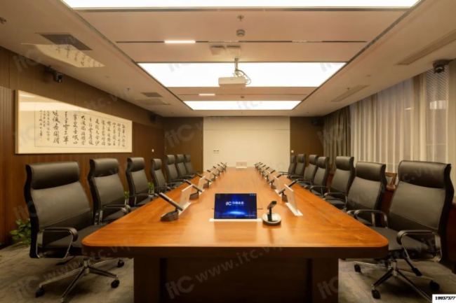 itc云會務、LED顯示屏、無紙化會議等多款系統(tǒng)助力江蘇某大型國企打造一站式智慧會議室