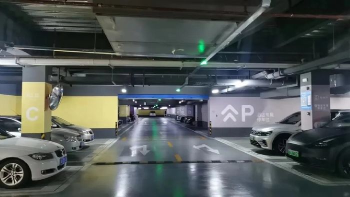 降本提質，盤活資源！捷順科技助力深圳這家購物中心停車場實現精細化運營增收