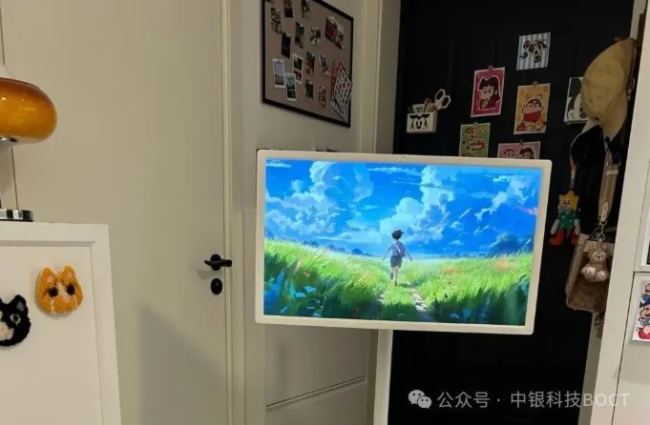 智能陪伴 |中銀閨蜜機(jī)長久續(xù)航，可移動的多元化智慧屏