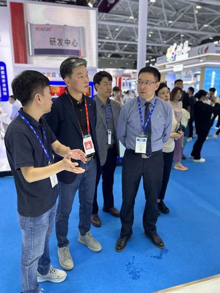 LG電子攜全新4K Mini-LED醫療顯示器亮相CMEF展會